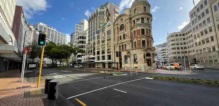 Green Light on Lambton Quay in 2025