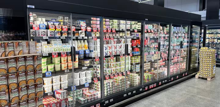North Island supermarket chiller - June 2023